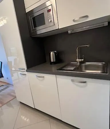 Garden Tower - Parking Appartement Praag