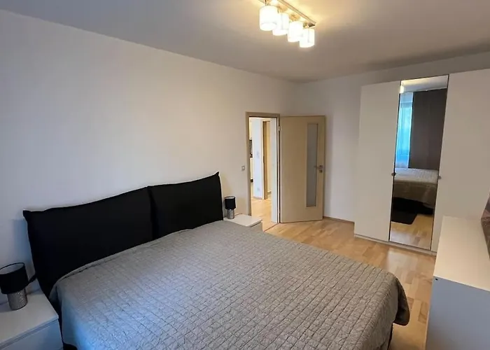 Garden Tower - Parking Apartment *