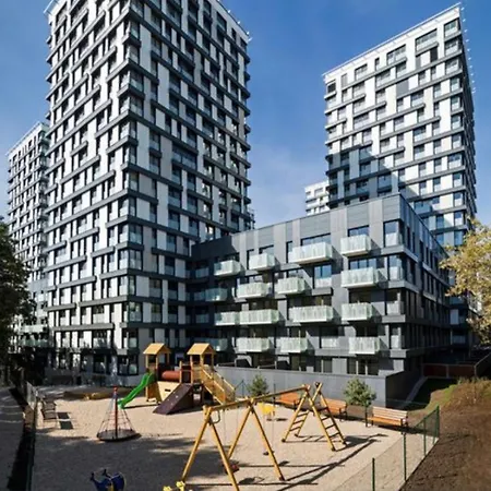 Garden Tower - Parking شقة براغ
