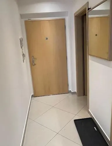 Garden Tower - Parking Lägenhet *